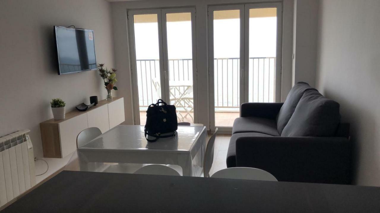 Apartamento En Primera Linia Vistas Al Mar بلاتجا ذارو المظهر الخارجي الصورة