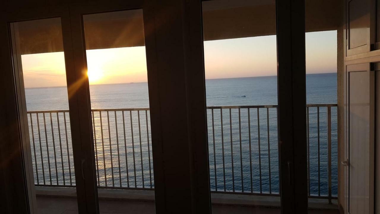 Apartamento En Primera Linia Vistas Al Mar بلاتجا ذارو المظهر الخارجي الصورة