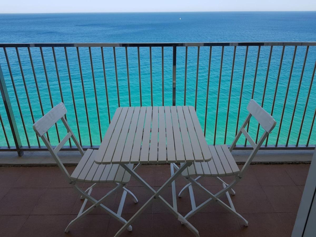 Apartamento En Primera Linia Vistas Al Mar بلاتجا ذارو المظهر الخارجي الصورة